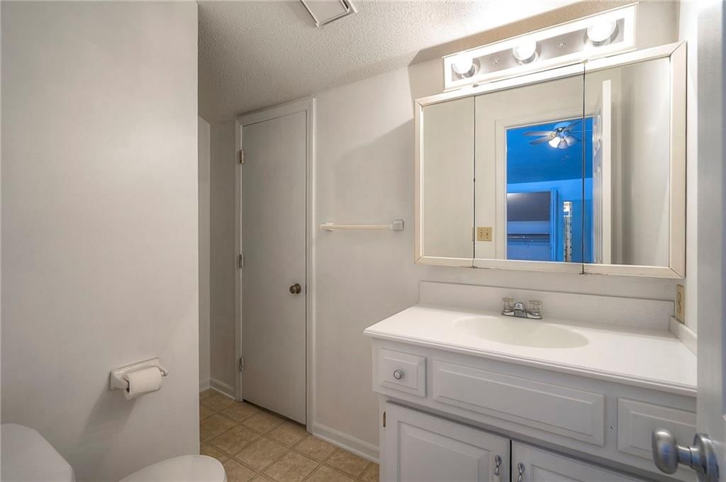 6606 Earnshaw Street — photo 34