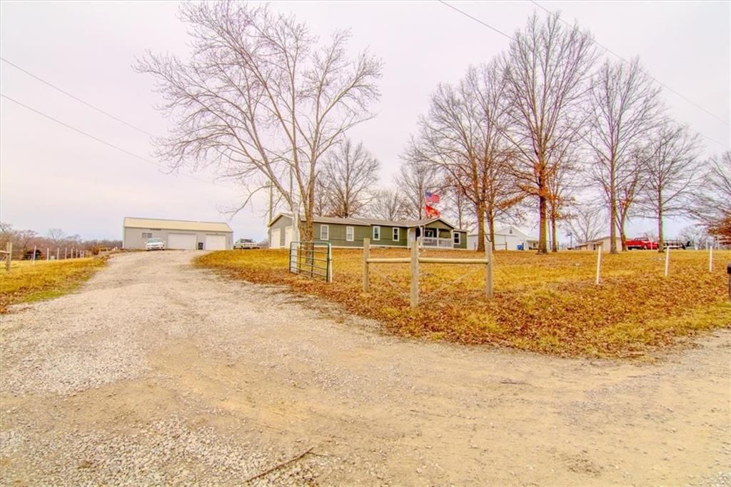 19418 S Sherwood Road — photo 2