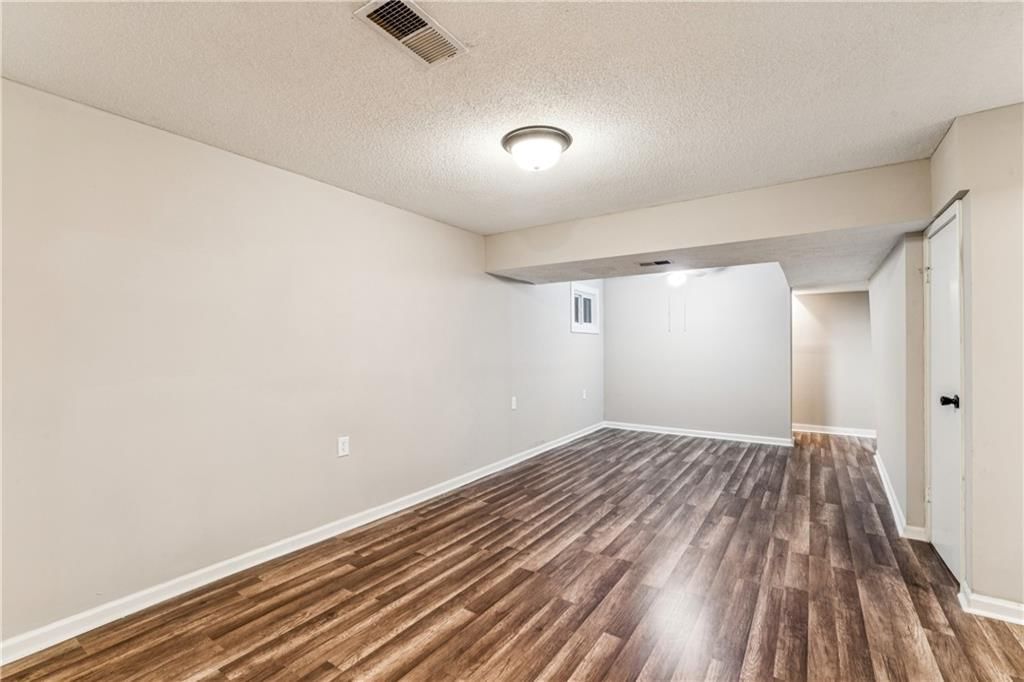 842 N Aztec Drive — photo 35