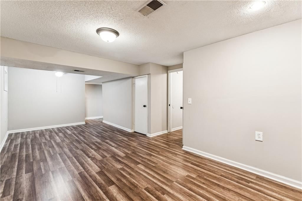 842 N Aztec Drive — photo 36