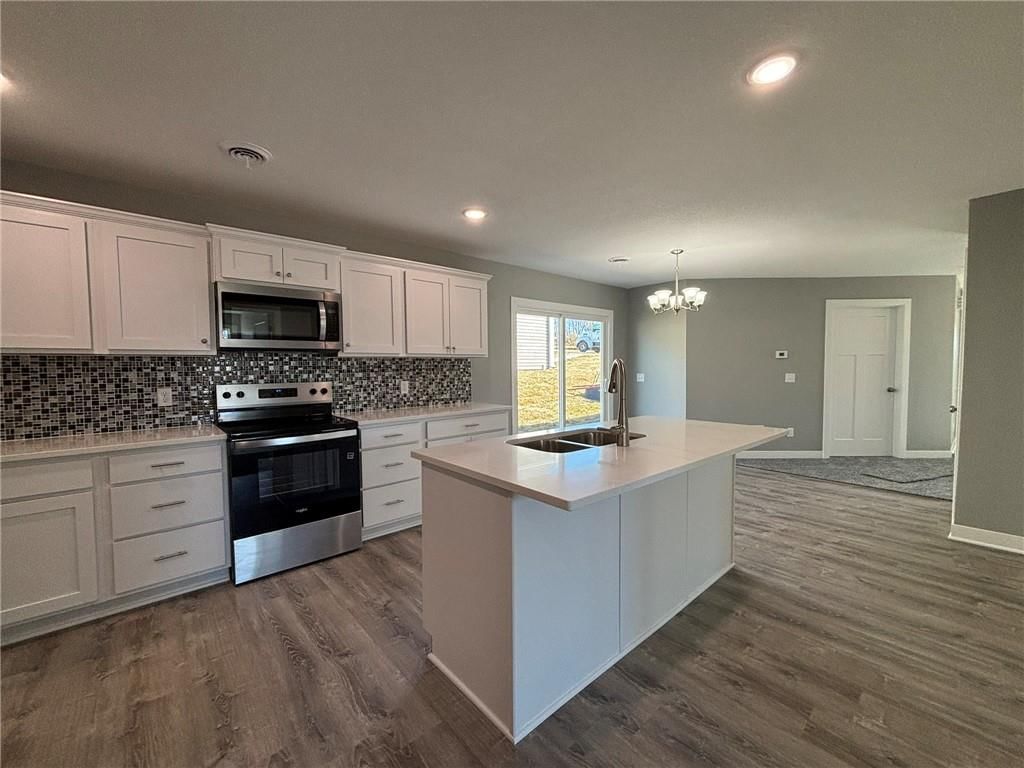4801 S Creek Woods Drive — photo 9