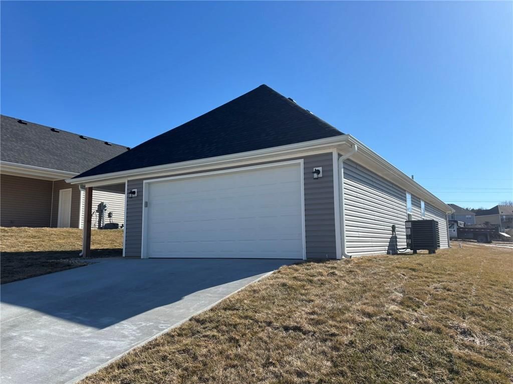 4801 S Creek Woods Drive — photo 34