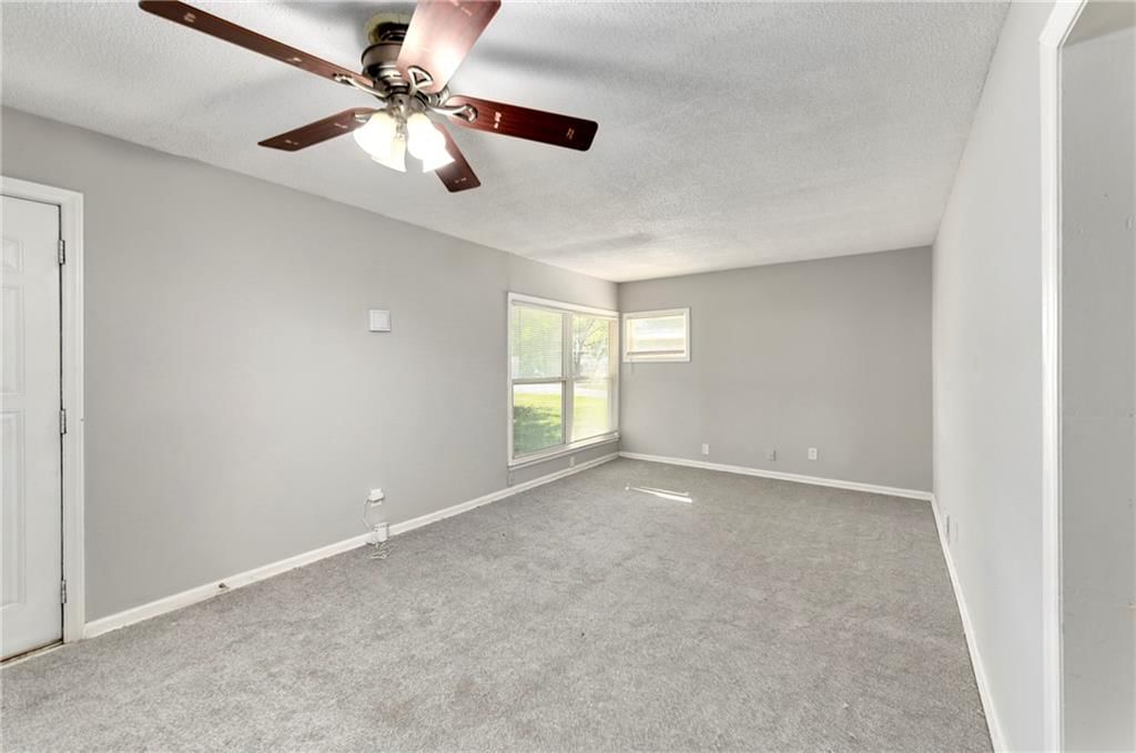 2142 S 47 Terrace — photo 6