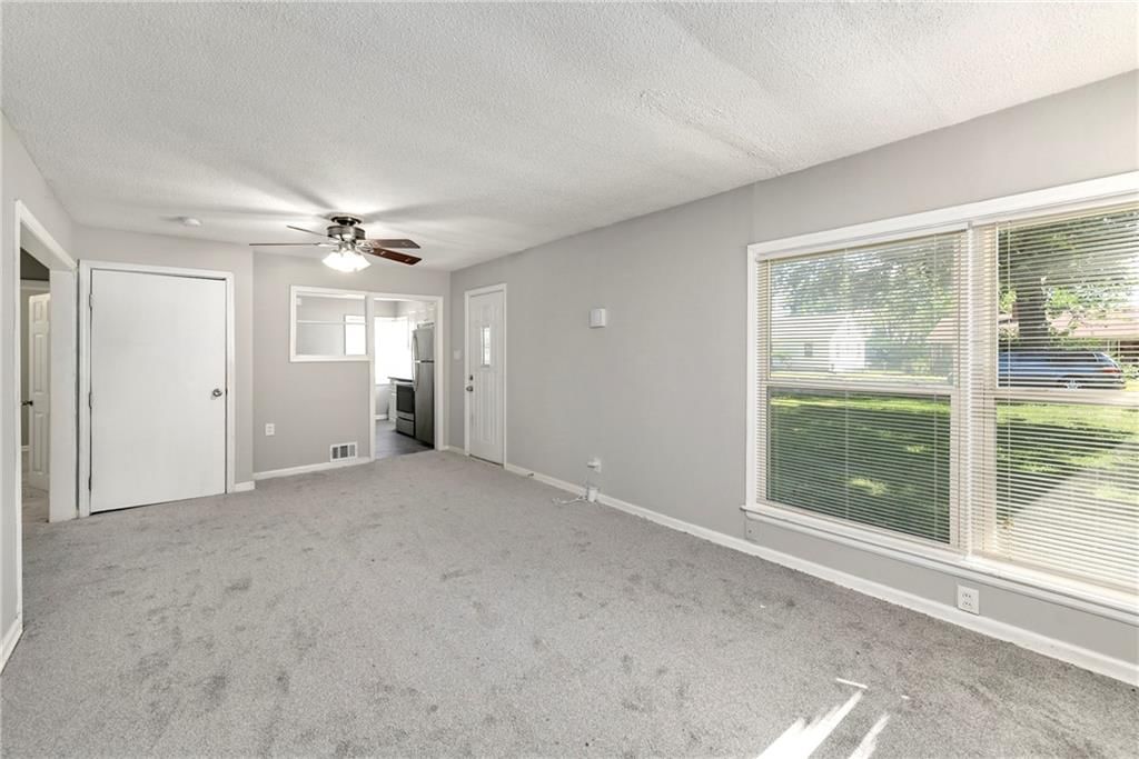 2142 S 47 Terrace — photo 7
