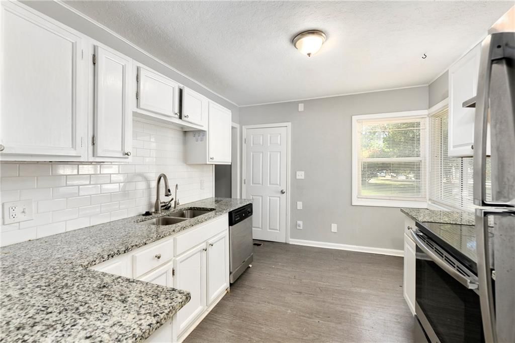 2142 S 47 Terrace — photo 13