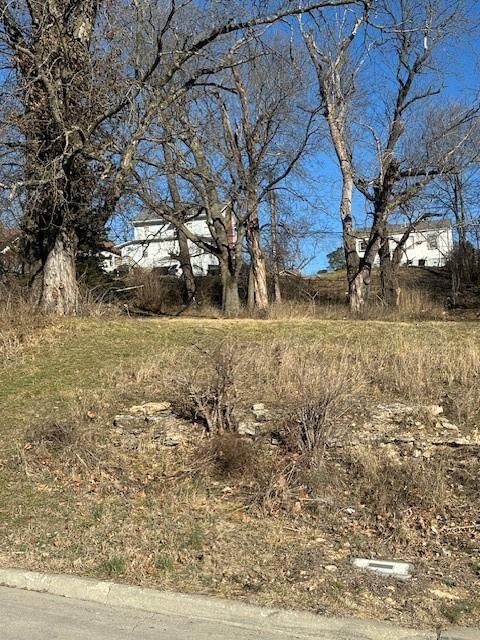 4439 Agnes Avenue — photo 3