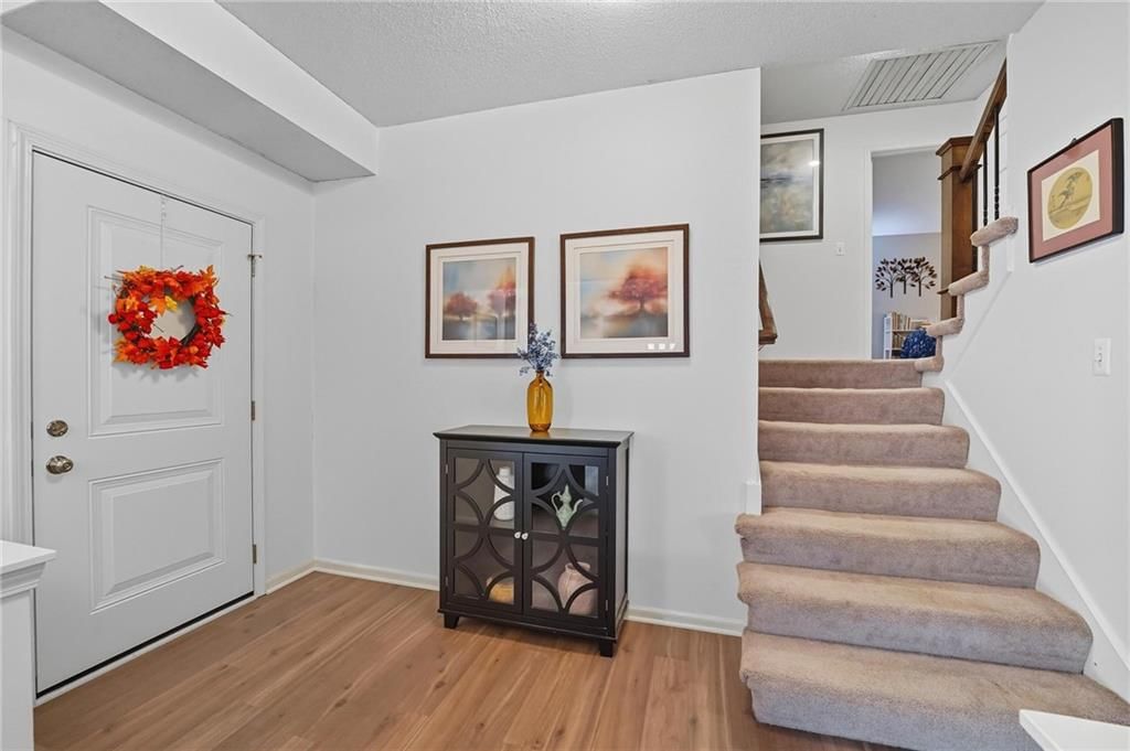 9400 W 112th Street — photo 2