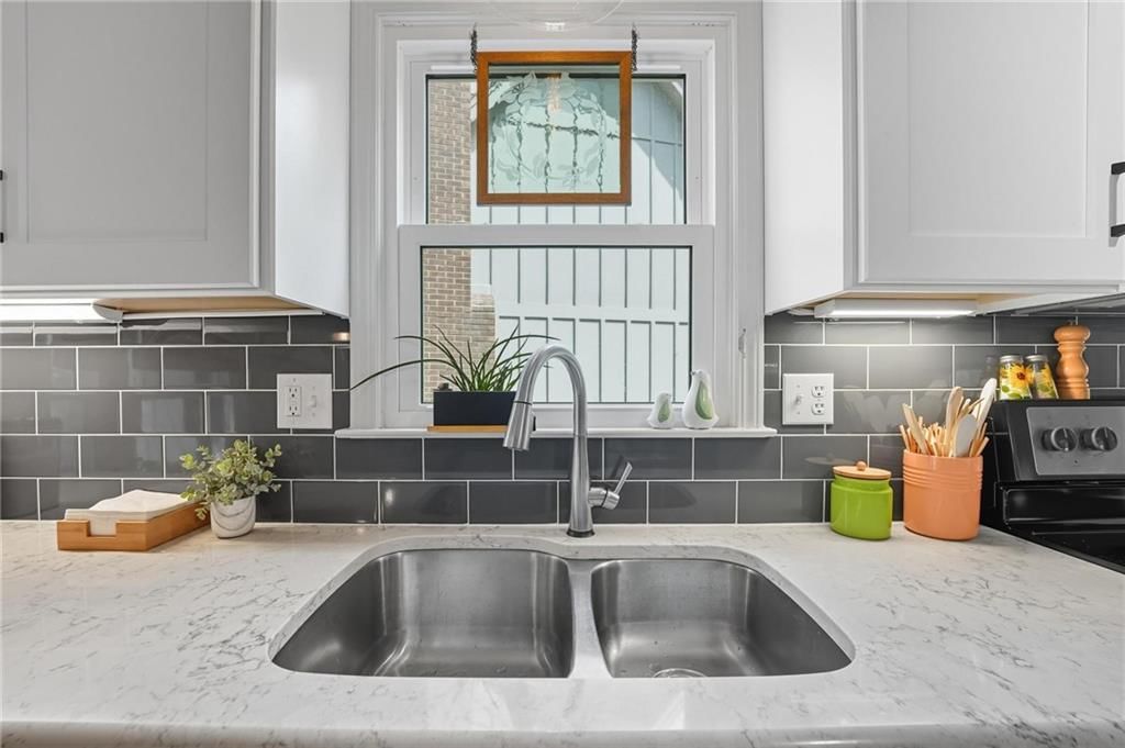 9400 W 112th Street — photo 10