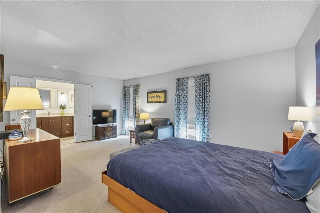 9400 W 112th Street — photo 24