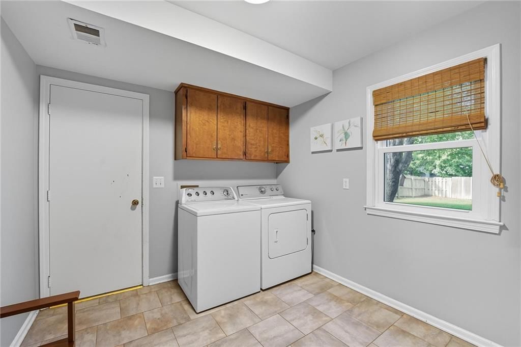 9400 W 112th Street — photo 34