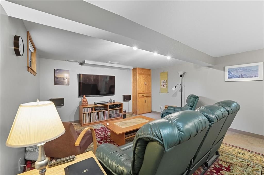 9400 W 112th Street — photo 37
