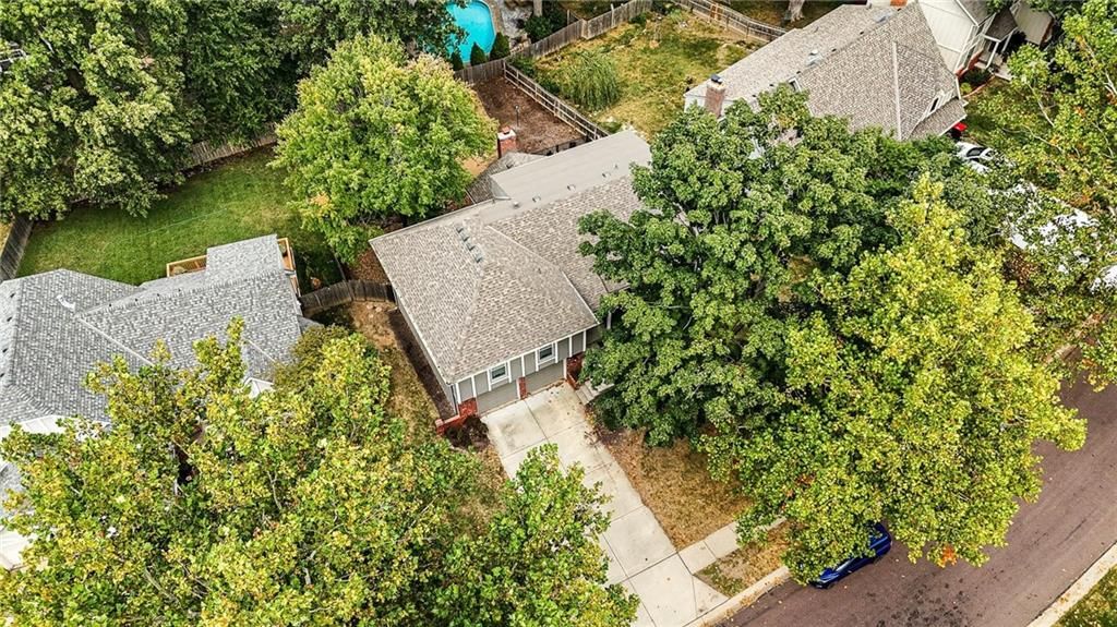 9400 W 112th Street — photo 58