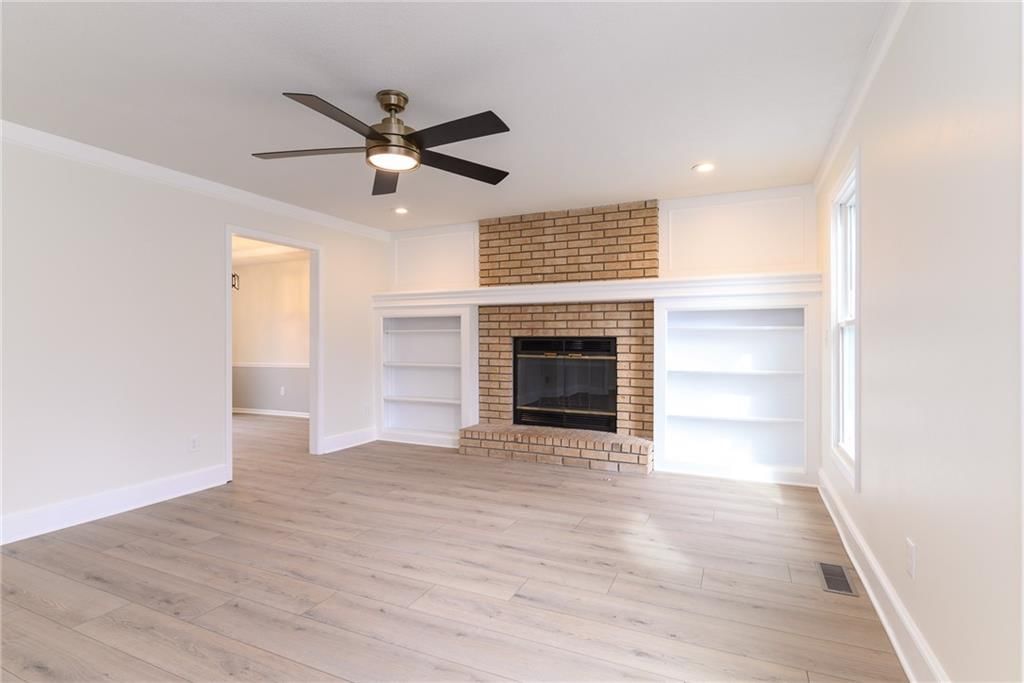 15512 W 123Rd Terrace — photo 8