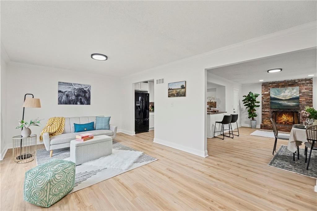 13801 Lowell Avenue — photo 4