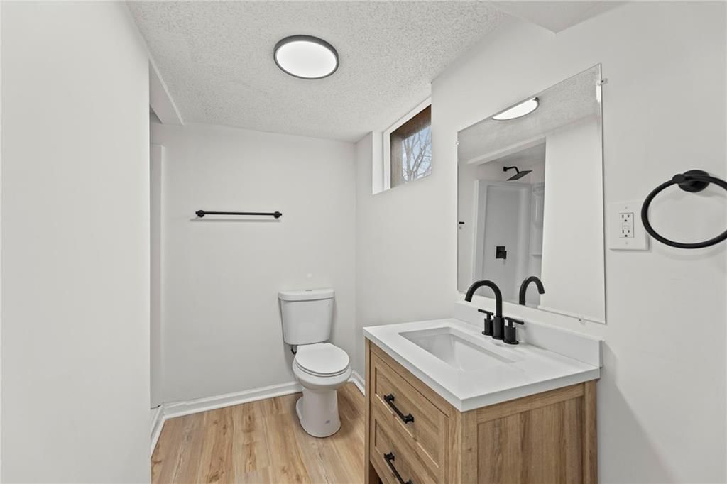 13801 Lowell Avenue — photo 21