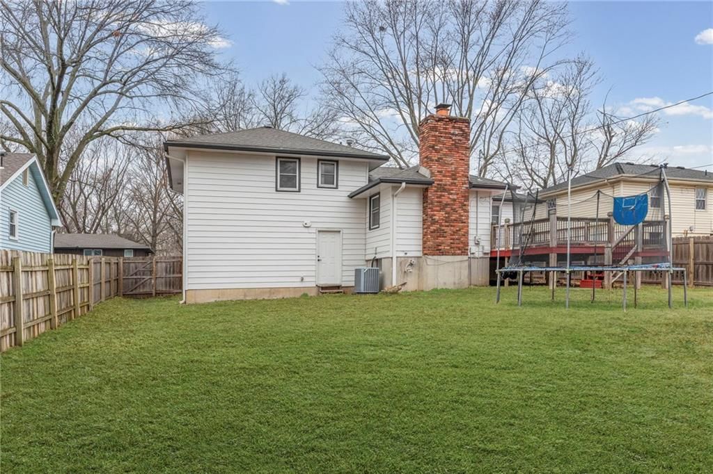 13801 Lowell Avenue — photo 26