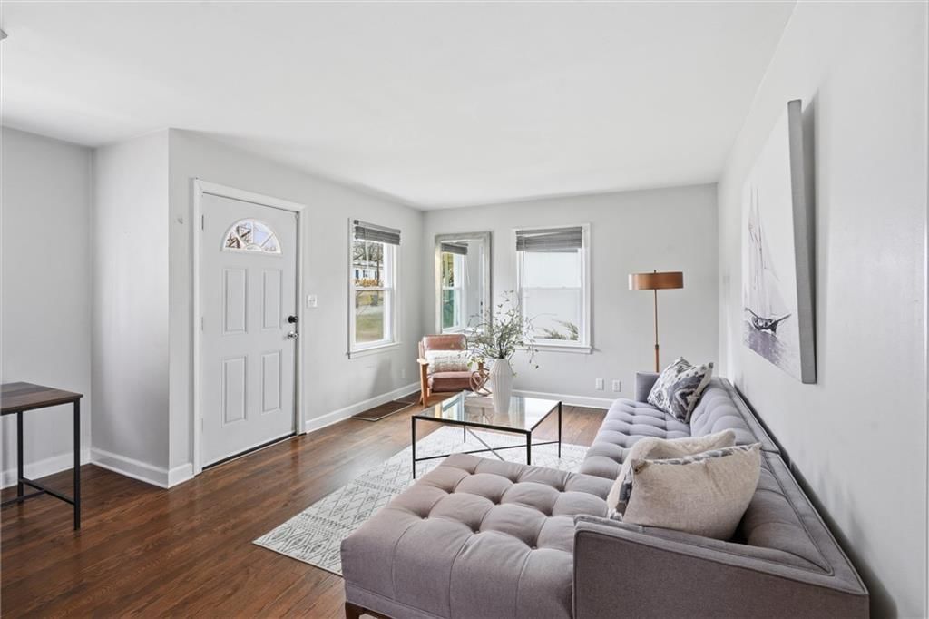 8324 Belleview Avenue — photo 4