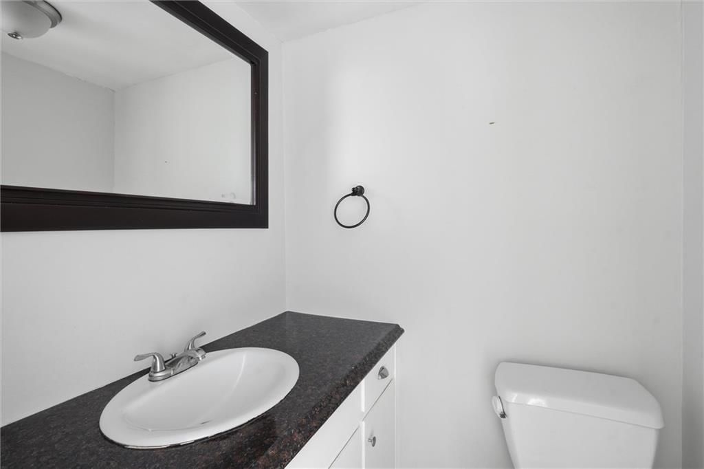 8324 Belleview Avenue — photo 11