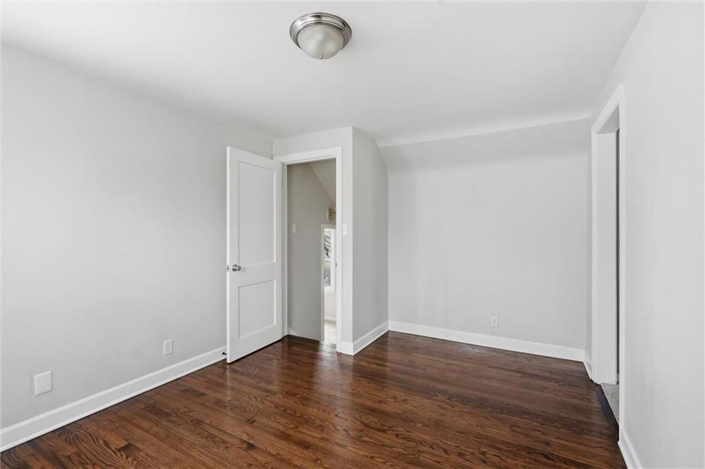 8324 Belleview Avenue — photo 13