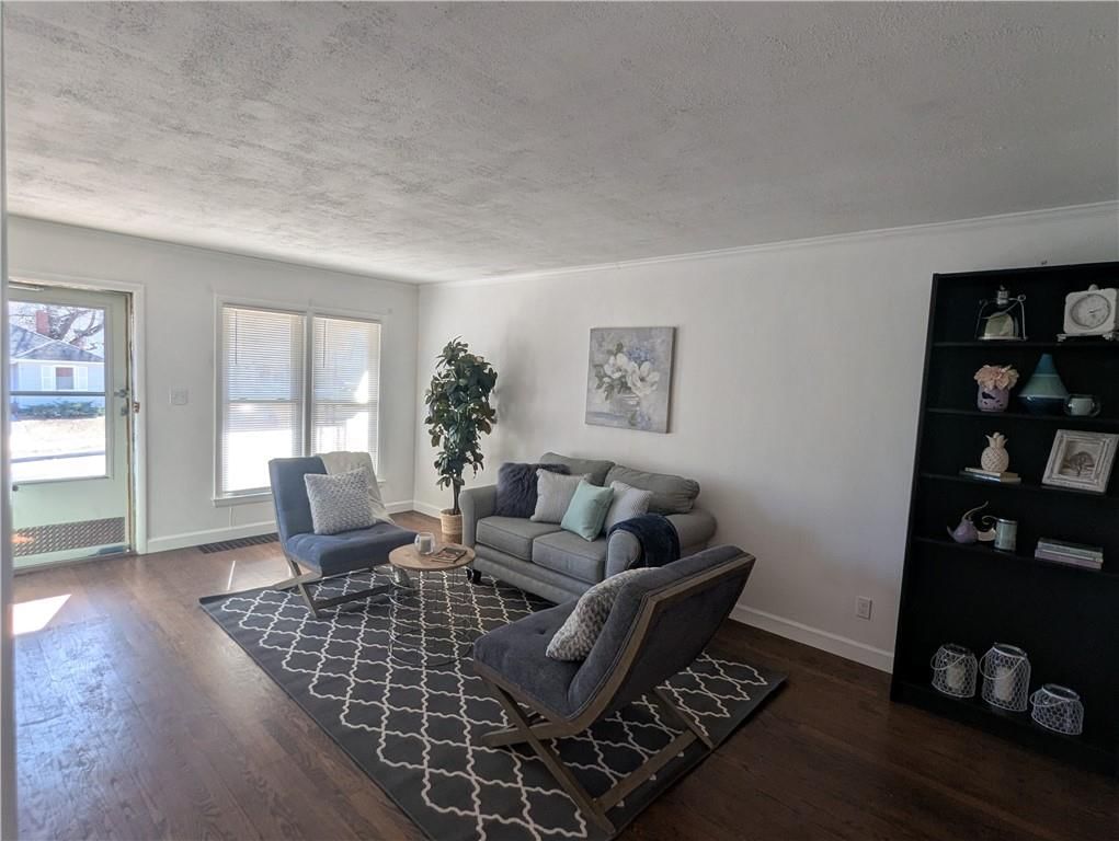 2320 E 71st Terrace — photo 5