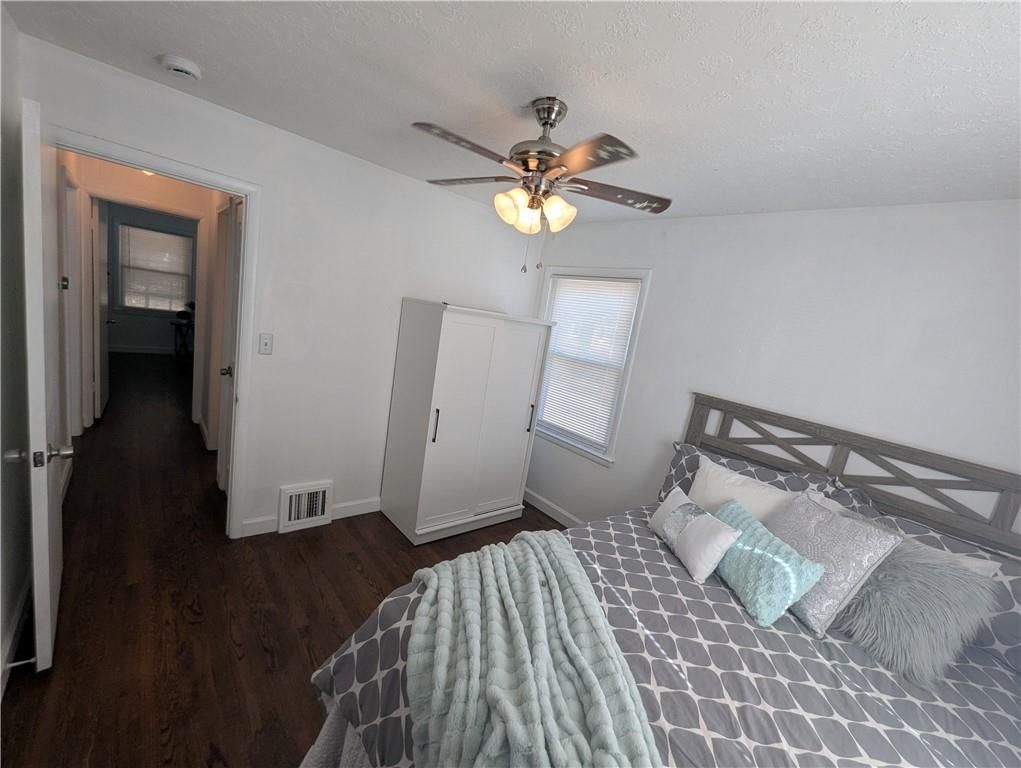 2320 E 71st Terrace — photo 10