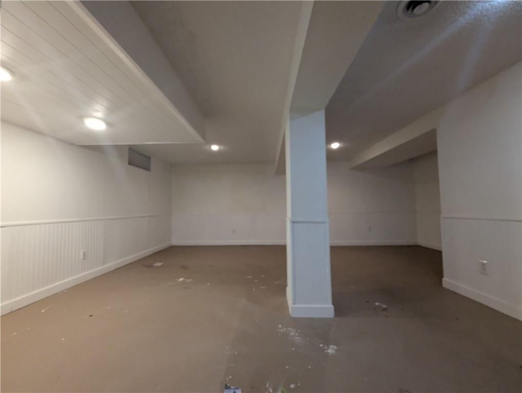 2320 E 71st Terrace — photo 28