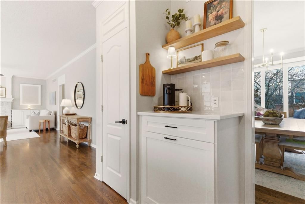 13212 Carter Street — photo 8