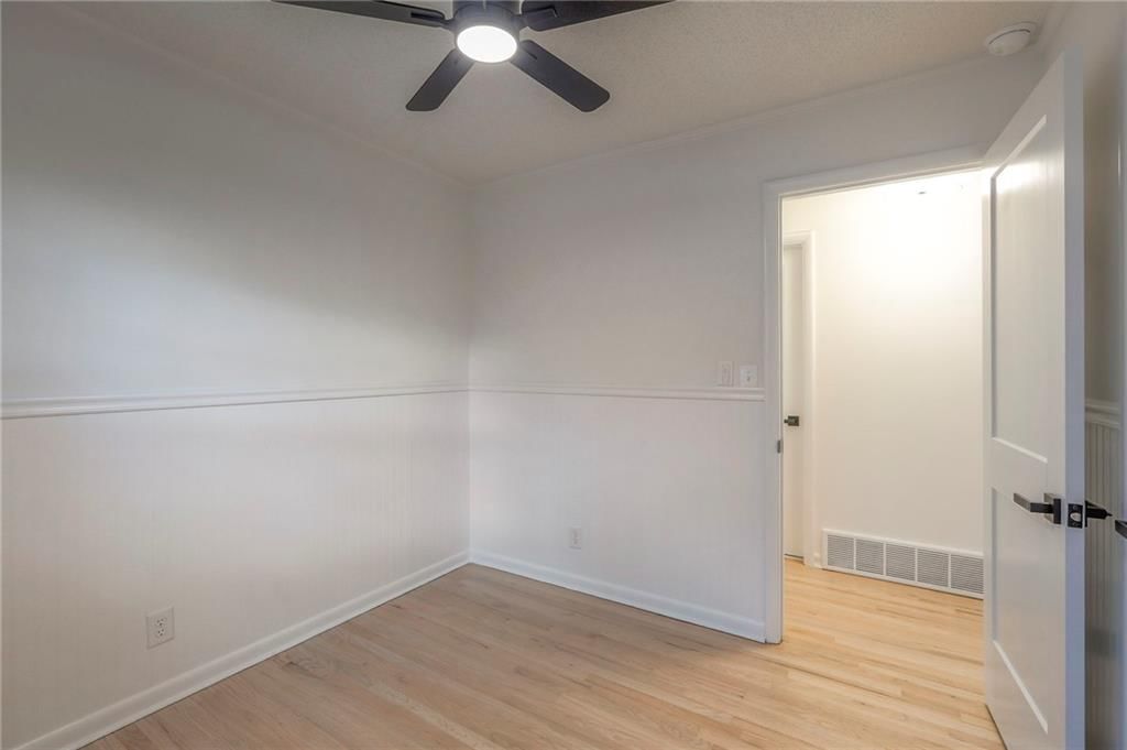 7627 Pawnee Street — photo 23