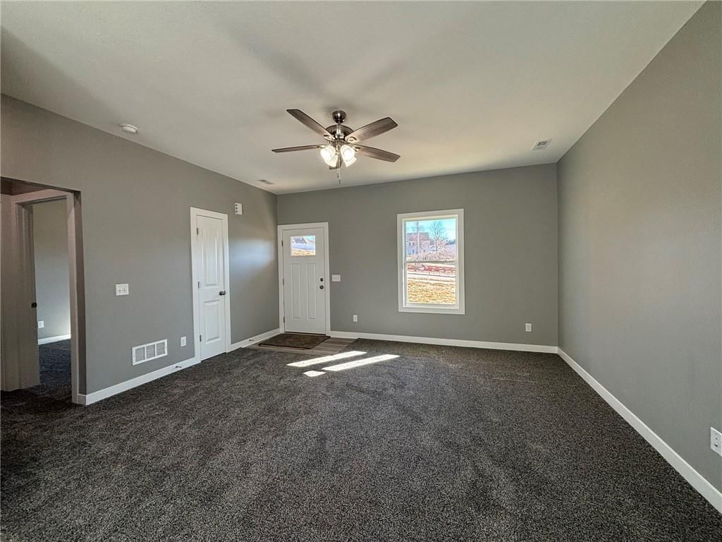 4803 S Creek Woods Drive — photo 3