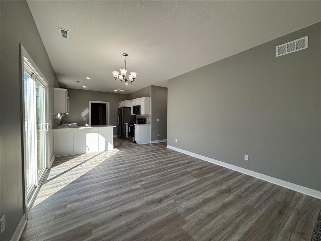 4803 S Creek Woods Drive — photo 6