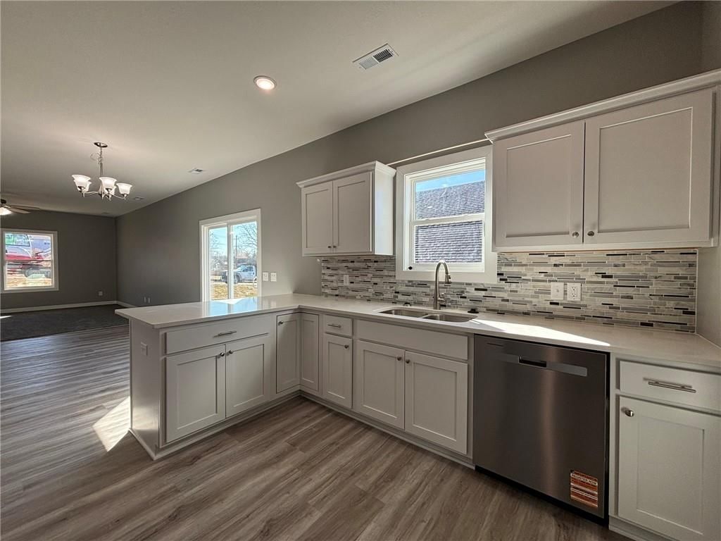 4803 S Creek Woods Drive — photo 11