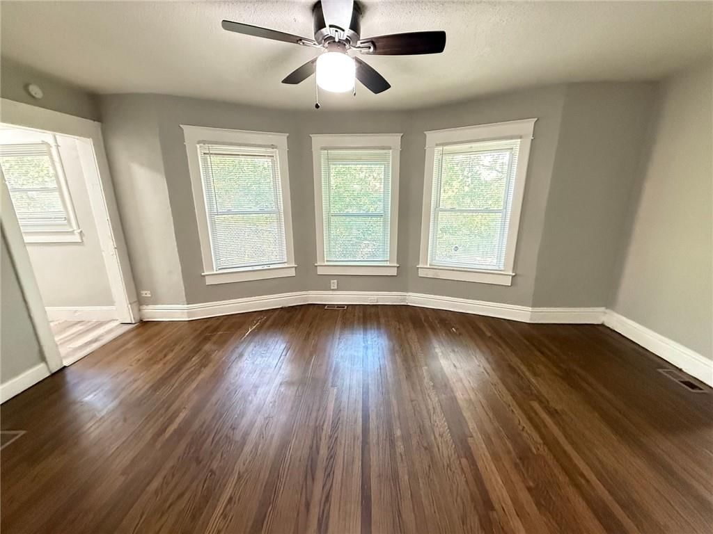 3825 E 56th Street — photo 3