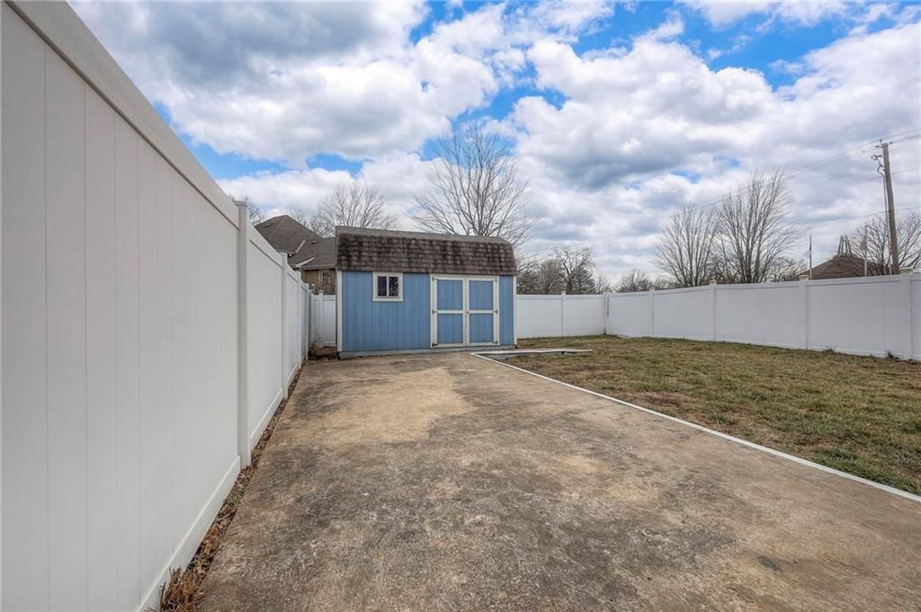 1401 E Sunvale Terrace — photo 37