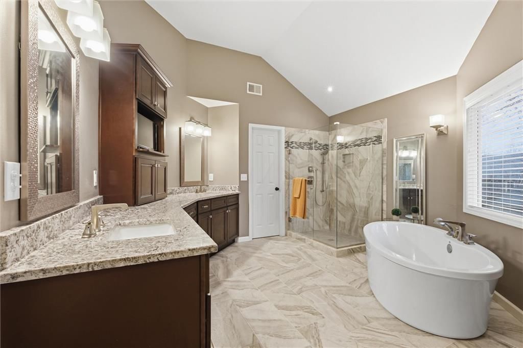 14418 W 115th Terrace — photo 27