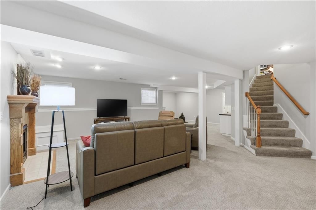 14418 W 115th Terrace — photo 34