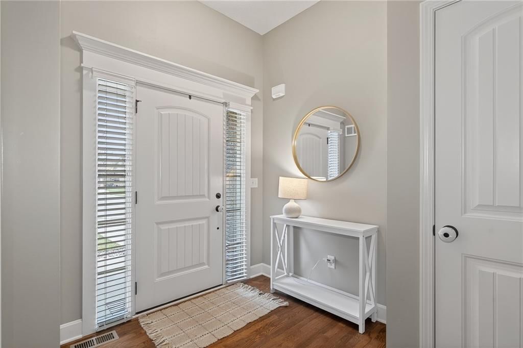18302 W 194th Terrace — photo 12