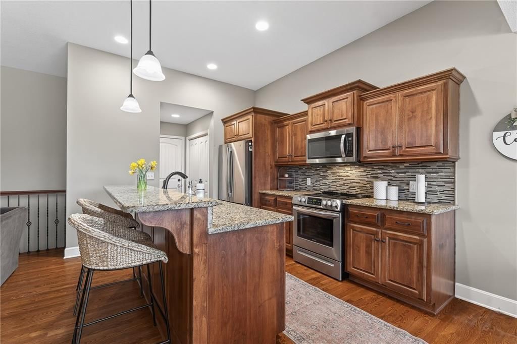 18302 W 194th Terrace — photo 13