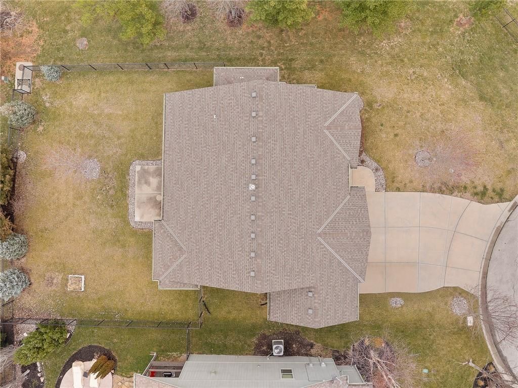 18302 W 194th Terrace — photo 44