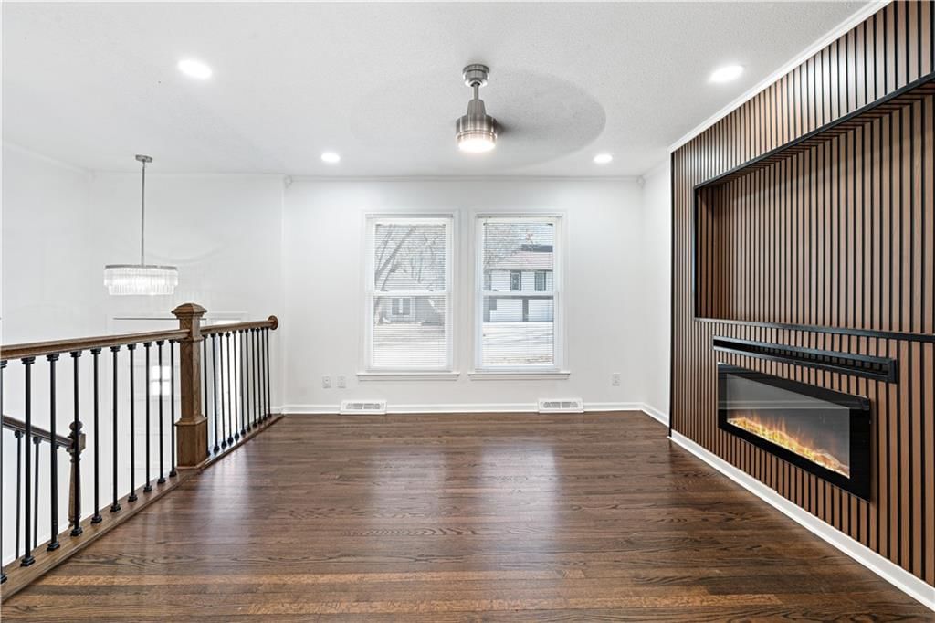 8906 N Mcgee Street — photo 5
