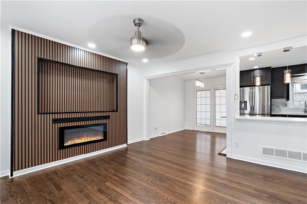 8906 N Mcgee Street — photo 7