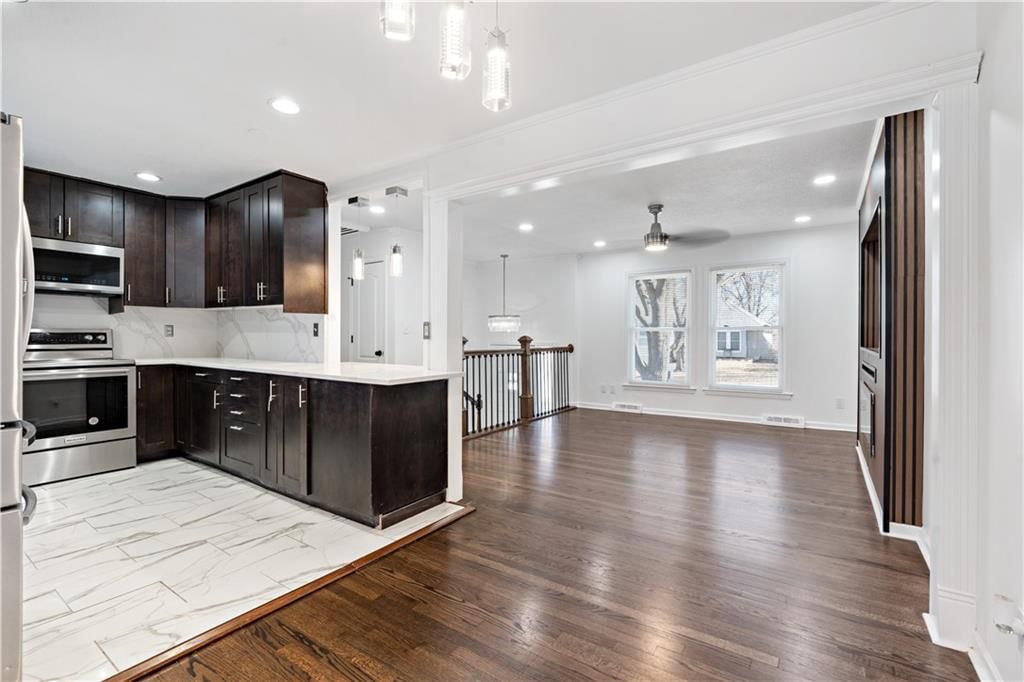 8906 N Mcgee Street — photo 10