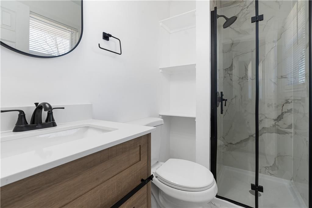 8906 N Mcgee Street — photo 24