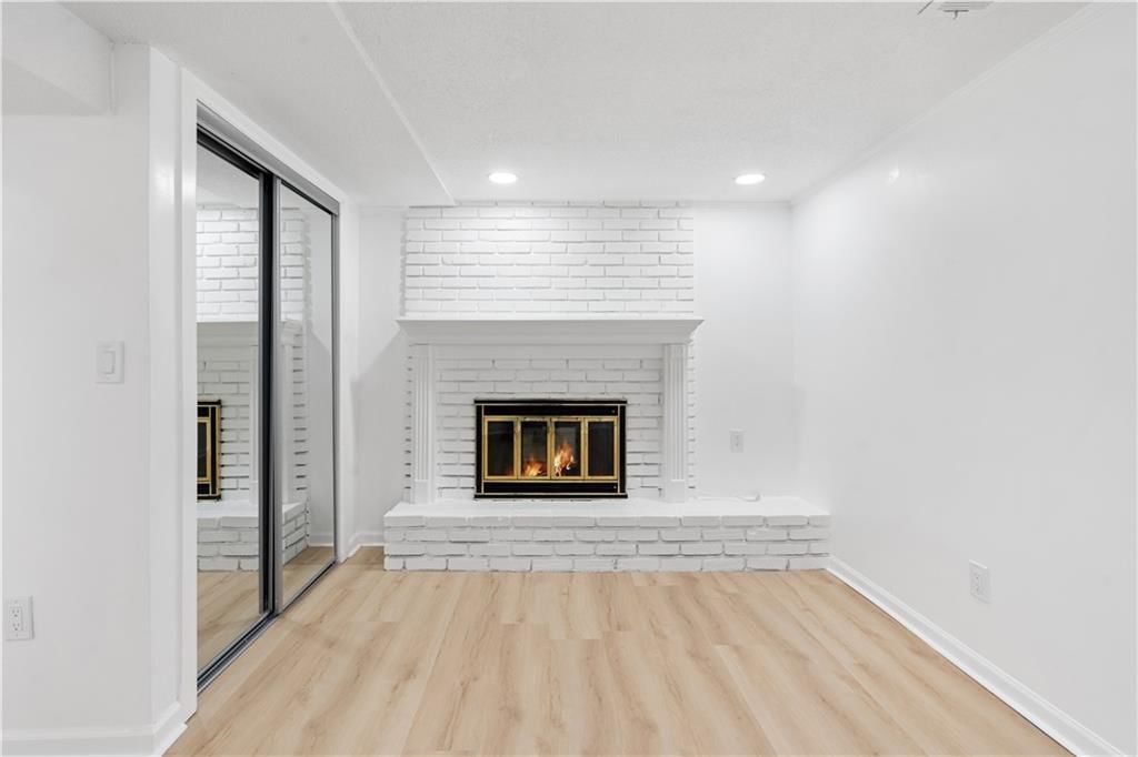 8906 N Mcgee Street — photo 29