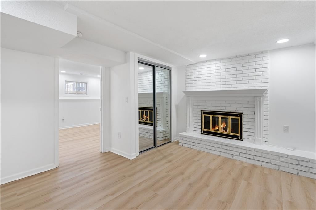 8906 N Mcgee Street — photo 30
