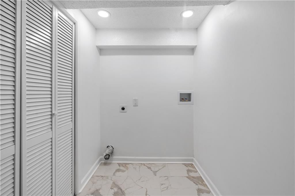8906 N Mcgee Street — photo 34