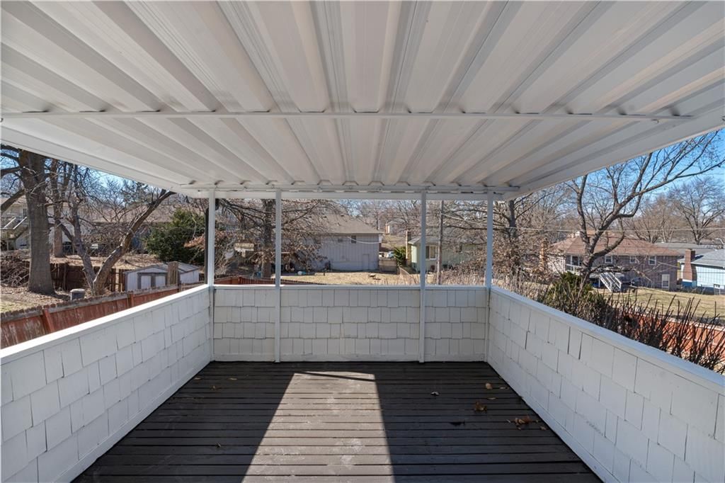 8906 N Mcgee Street — photo 38