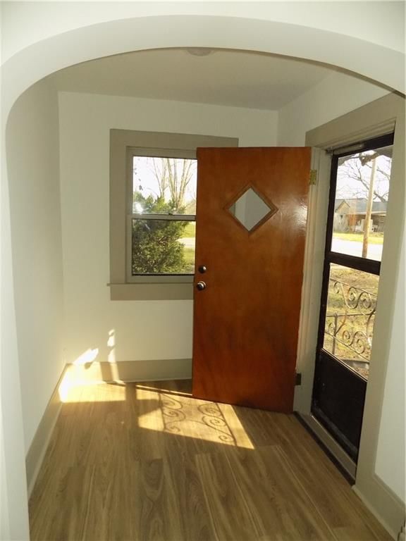 101 W Walnut Street — photo 8