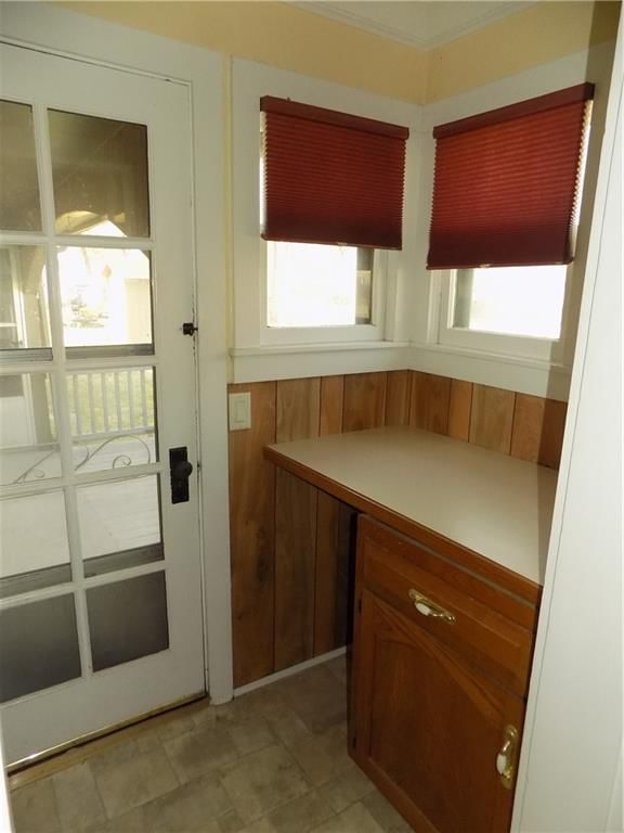101 W Walnut Street — photo 22