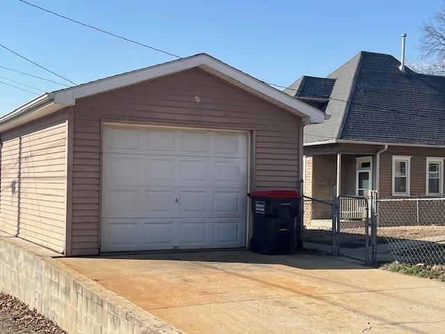 2828 Francis Street — photo 7