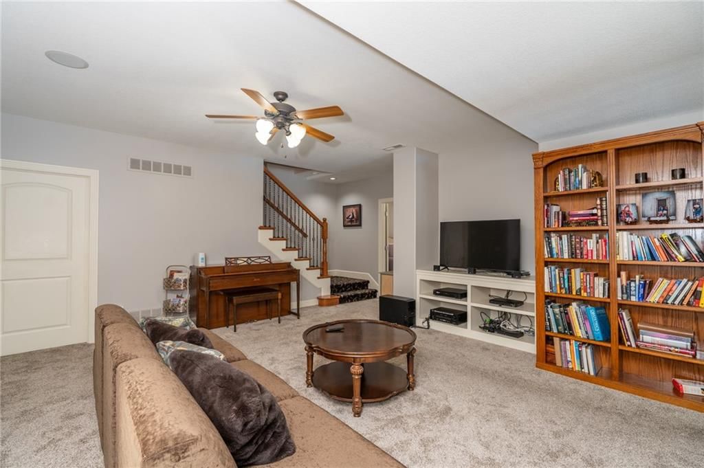 1216 Waverly Drive — photo 25